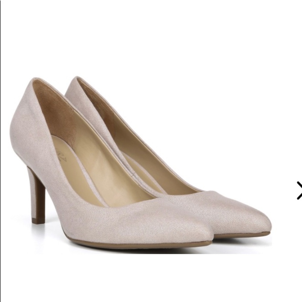 Brand new ELICIA
